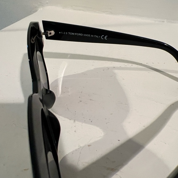 Tom Ford Black Sunglasses AUTHENTIC - Picture 2 of 6